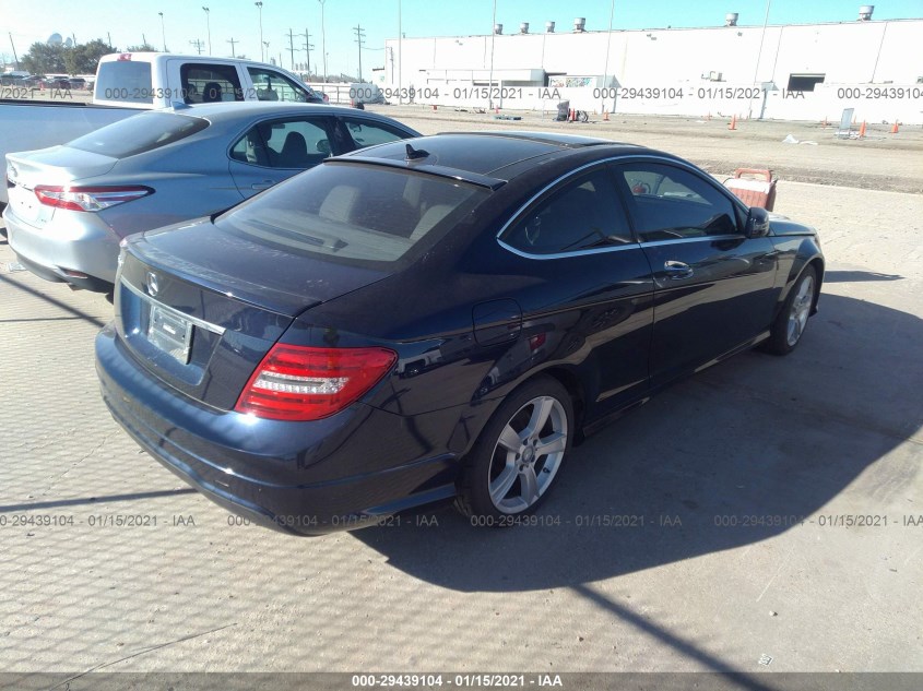 MERCEDES-BENZ C-CLASS WDDGJ4HB1EG292397