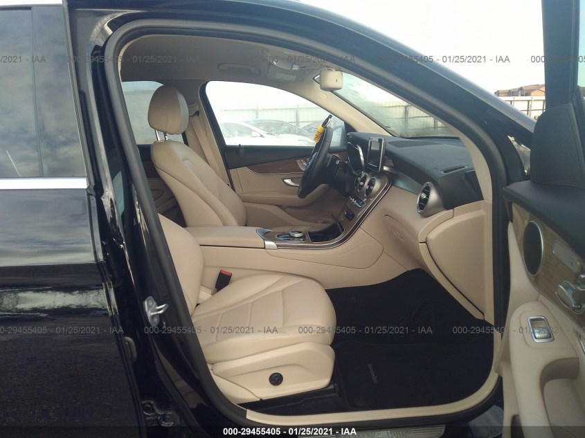 MERCEDES-BENZ GLC WDC0G4JB9JV063776