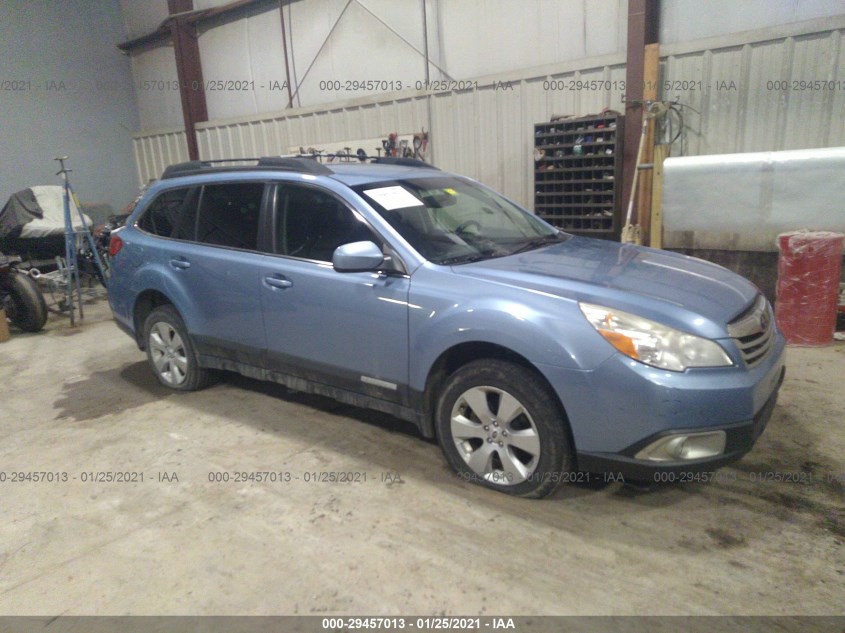 SUBARU OUTBACK 4S4BRBCC3A3330582