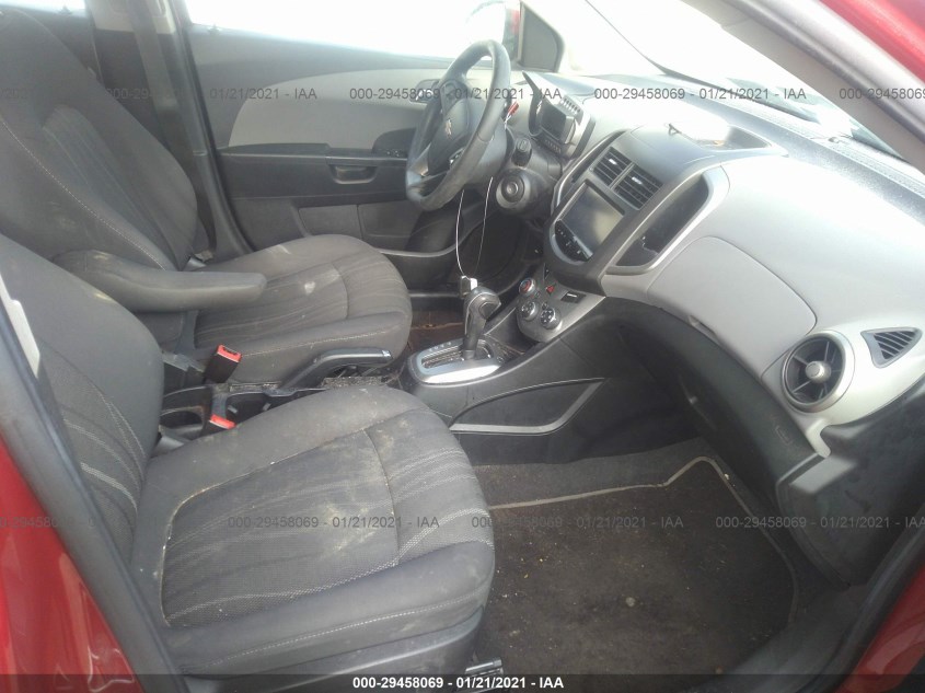 CHEVROLET SONIC 1G1JC6SH2G4125238