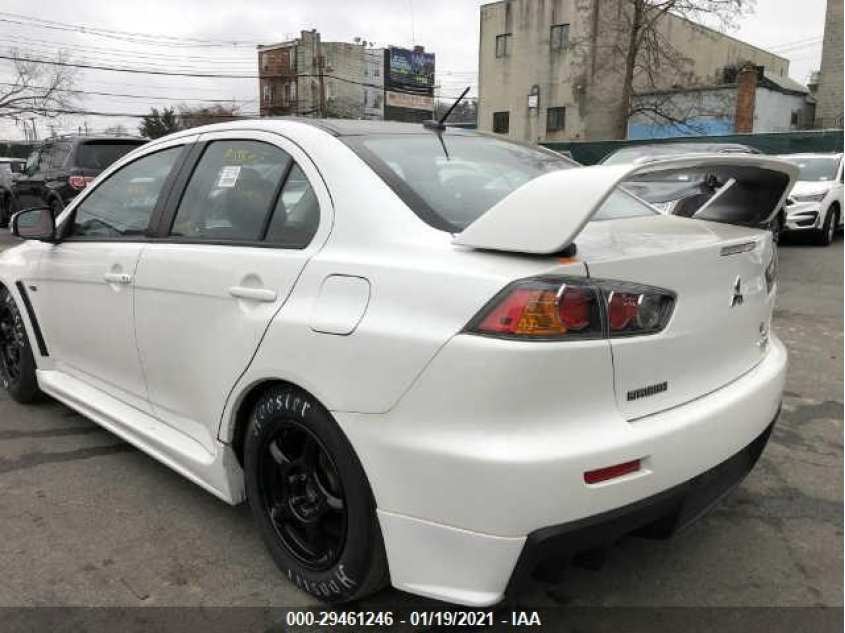 MITSUBISHI LANCER EVOLUTION JA32W7FV2FU027235
