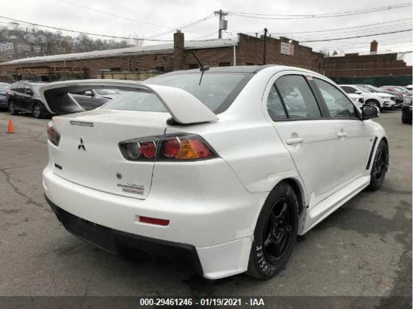 MITSUBISHI LANCER EVOLUTION JA32W7FV2FU027235
