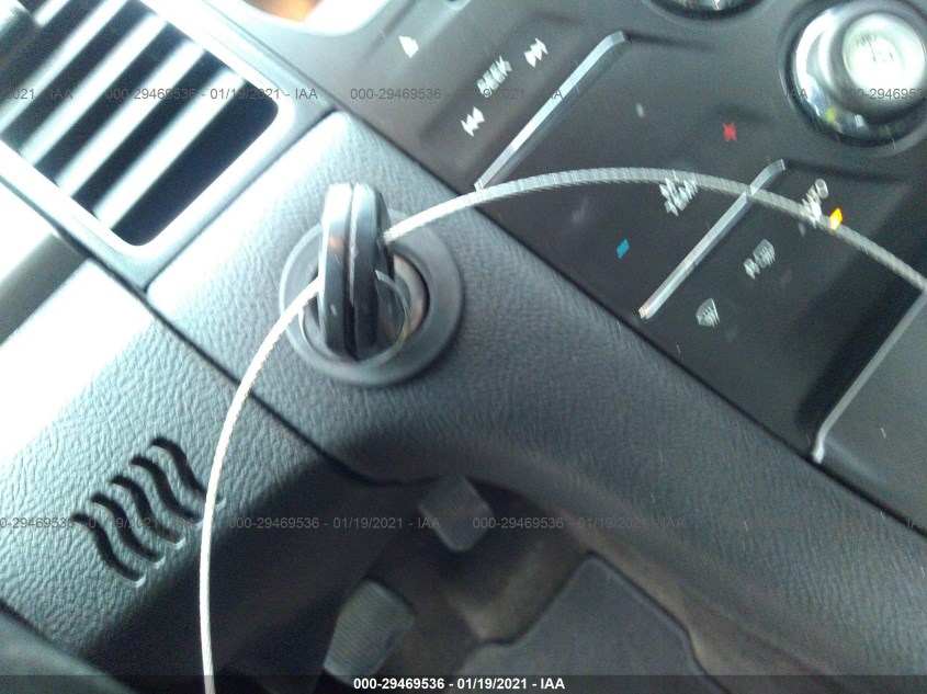 FORD TAURUS 1FAHP2E89DG101291