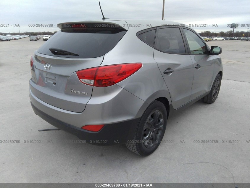 HYUNDAI TUCSON KM8JT3AB7DU686352