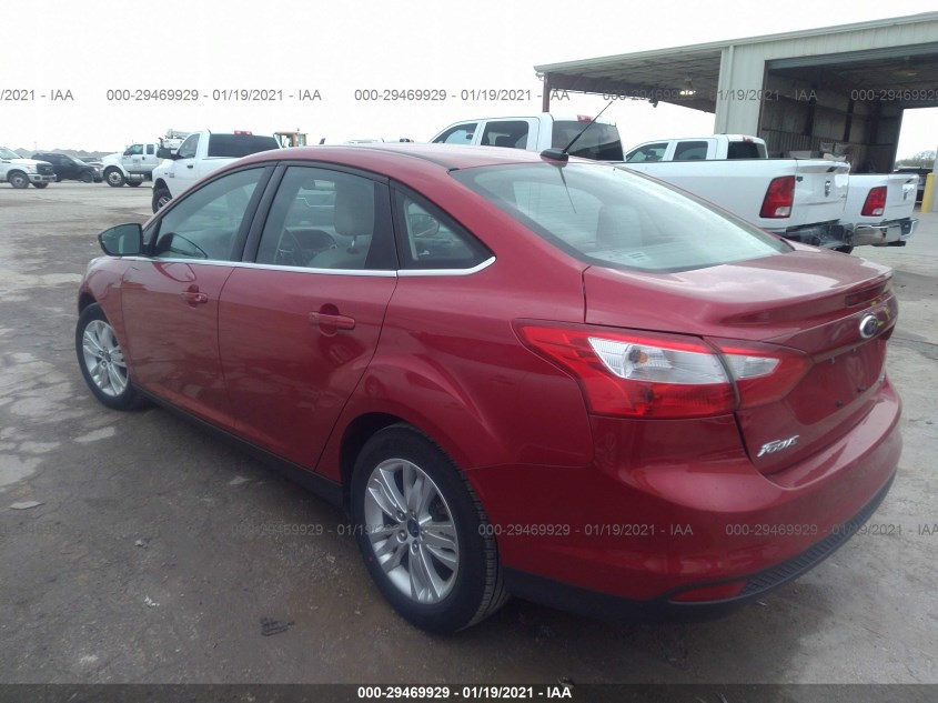 FORD FOCUS 1FAHP3H22CL380828