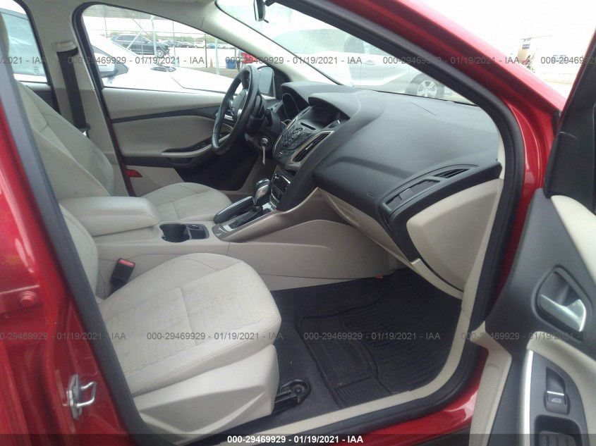FORD FOCUS 1FAHP3H22CL380828