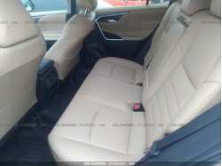 TOYOTA RAV4 2T3C1RFV9KW036883
