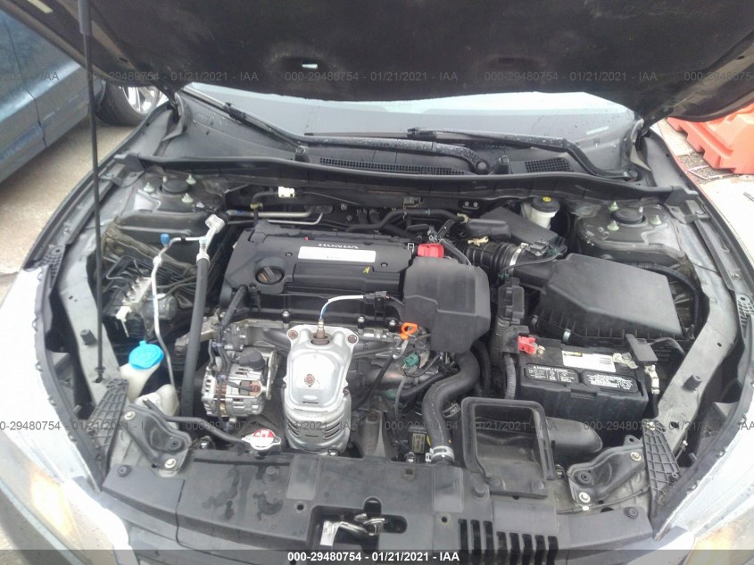 HONDA ACCORD SDN 1HGCR2F34DA269555