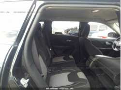 JEEP CHEROKEE 1C4PJLCS4EW116719