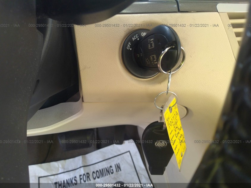 VOLKSWAGEN ROUTAN 2V4RW3D11AR407641