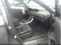 HONDA ACCORD HYBRID 1HGCR6F72FA011970