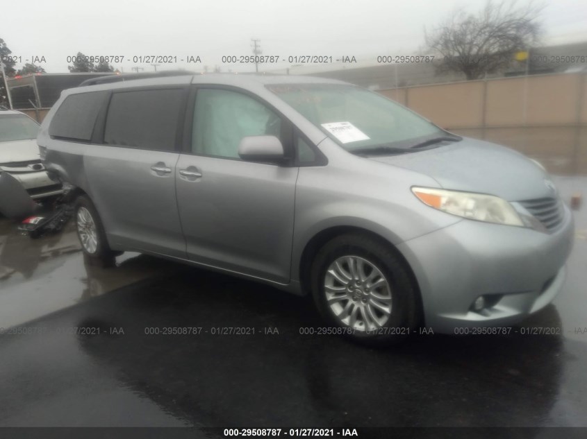 TOYOTA SIENNA 5TDYK3DC3CS238509