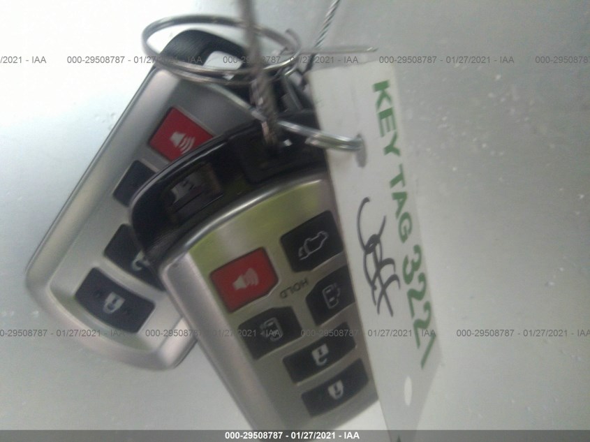 TOYOTA SIENNA 5TDYK3DC3CS238509