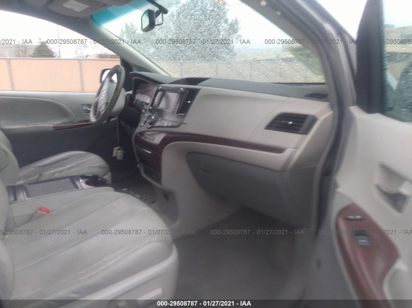 TOYOTA SIENNA 5TDYK3DC3CS238509