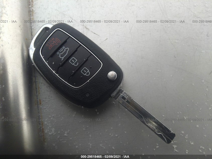 HYUNDAI TUCSON KM8J3CA46GU213483