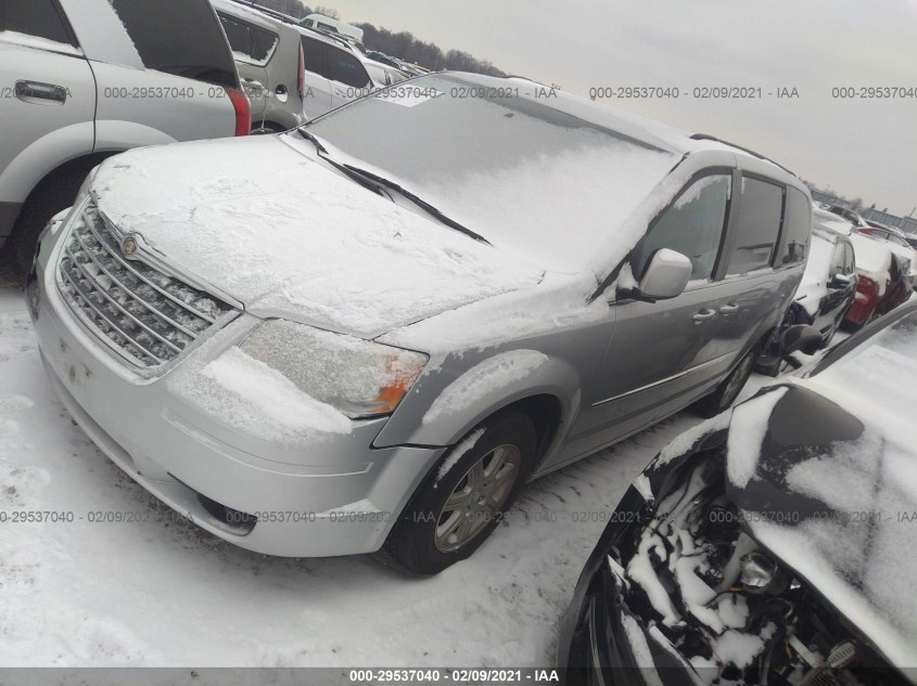 CHRYSLER TOWN & COUNTRY 2A4RR5D13AR260326