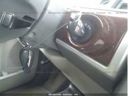 CHRYSLER TOWN & COUNTRY 2A4RR5D13AR260326