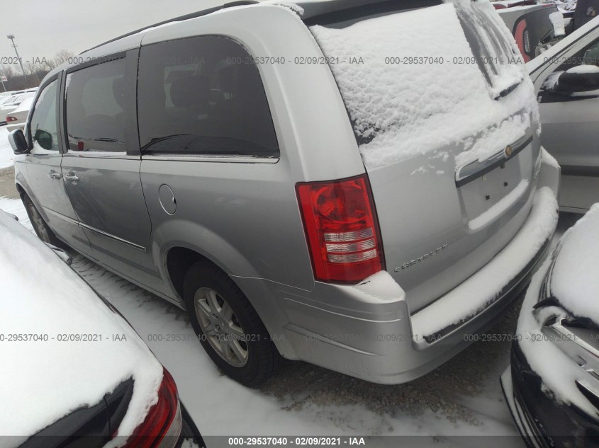 CHRYSLER TOWN & COUNTRY 2A4RR5D13AR260326