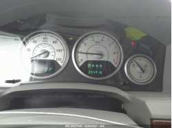 CHRYSLER TOWN & COUNTRY 2A4RR5D13AR260326