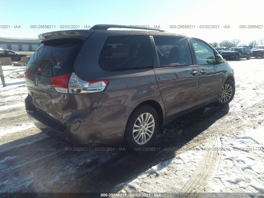 TOYOTA SIENNA 5TDYK3DC8DS298447
