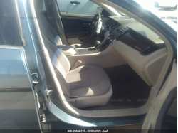 FORD TAURUS 1FAHP2HW3AG135569