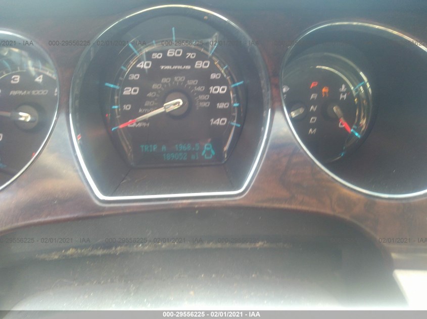 FORD TAURUS 1FAHP2HW3AG135569