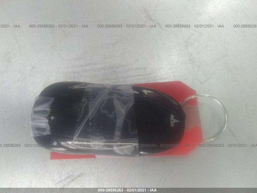 TESLA MODEL S 5YJSA1E10HF210415