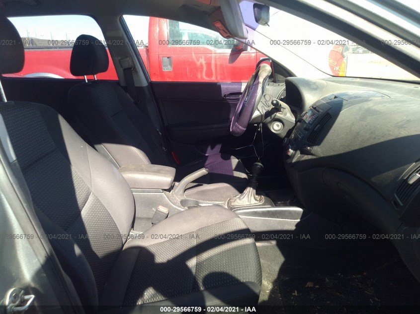 HYUNDAI ELANTRA TOURING KMHDB8AE1AU084016