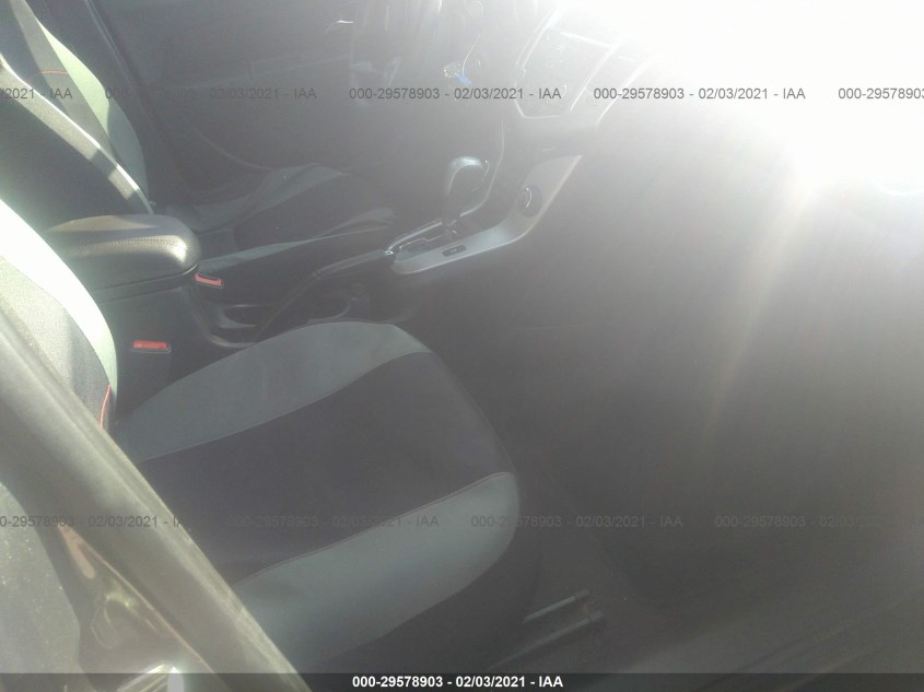 CHEVROLET CRUZE 1G1PC5SB3F7285335