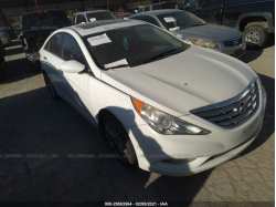 HYUNDAI SONATA 5NPEC4AC4CH321947