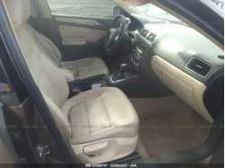 VOLKSWAGEN JETTA SEDAN 3VWDX7AJ7BM348419