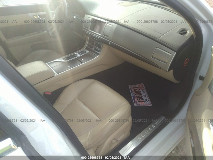 JAGUAR XF SAJWA0FB1CLS37813