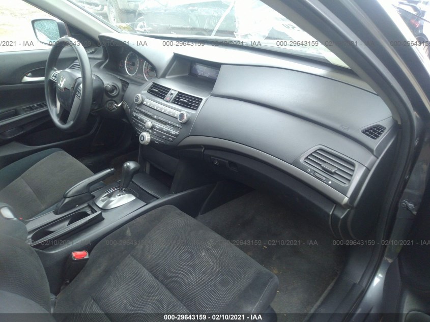 HONDA ACCORD SDN 1HGCP2F30AA117211