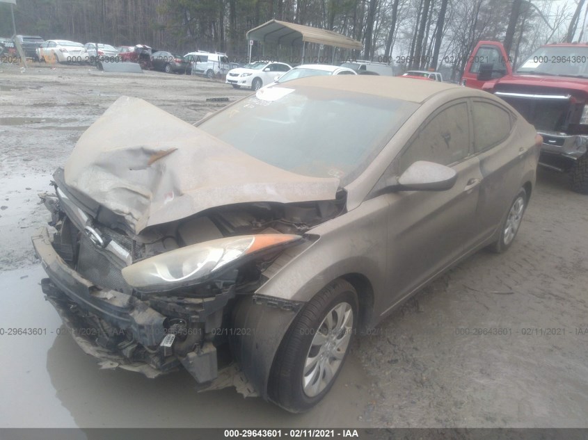 HYUNDAI ELANTRA 5NPDH4AE4BH007700