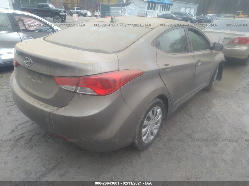 HYUNDAI ELANTRA 5NPDH4AE4BH007700