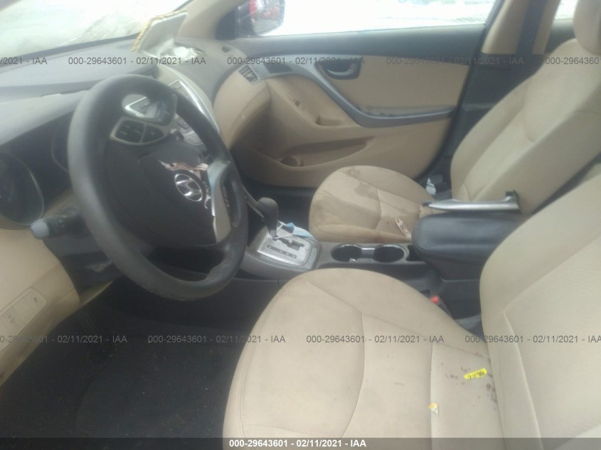 HYUNDAI ELANTRA 5NPDH4AE4BH007700