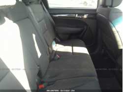 KIA SORENTO 5XYKT4A24BG109226