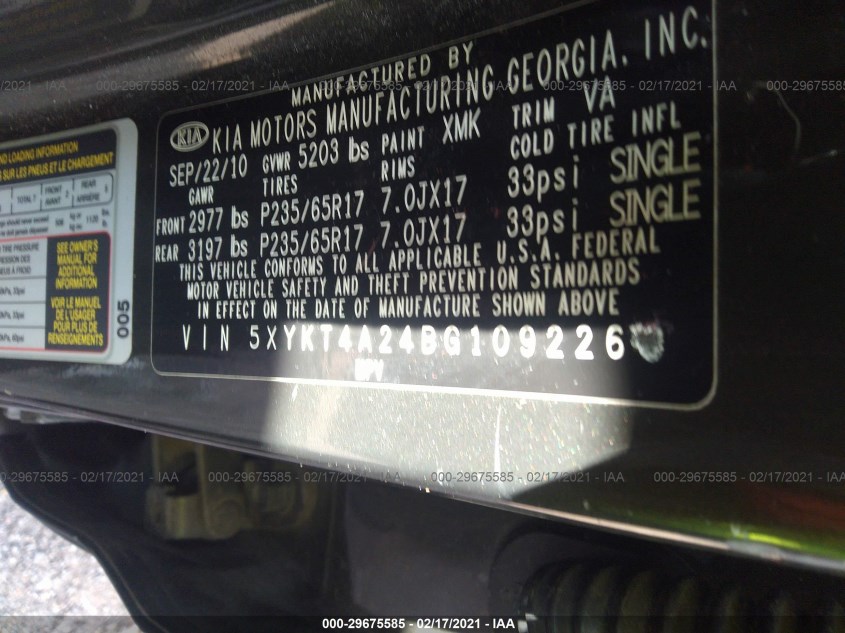 KIA SORENTO 5XYKT4A24BG109226
