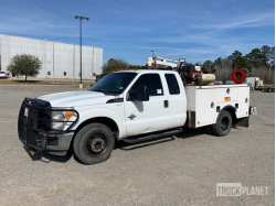 Ford F-350 4x2 S/A Utility Truck 1FD8X3GT2CEA59988