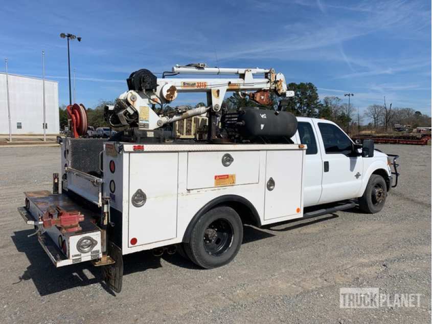 Ford F-350 4x2 S/A Utility Truck 1FD8X3GT2CEA59988