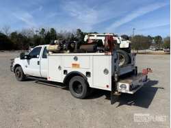 Ford F-350 4x2 S/A Utility Truck 1FD8X3GT2CEA59988