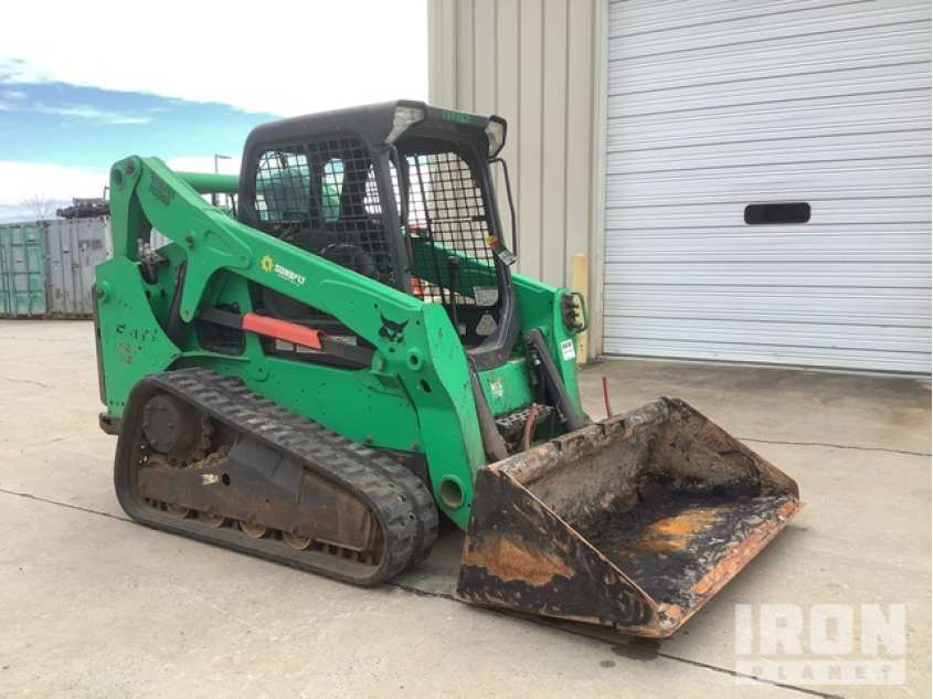 Bobcat T650 Compact Track Loader