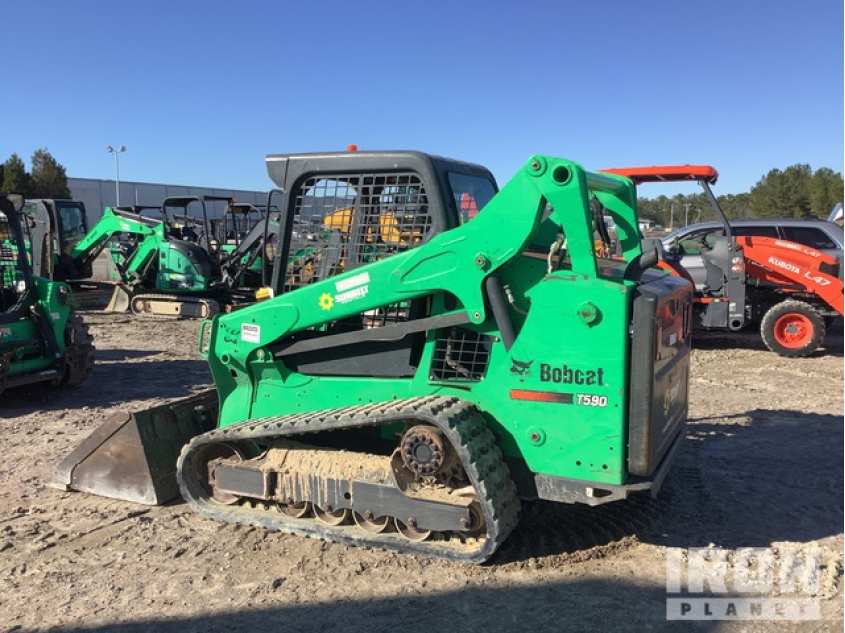 Bobcat T590 Compact Track Loader