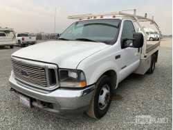 Ford F-350 Super Duty 4x2 S/A Flatbed Truck 1FDWF36F52EA20266