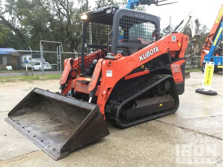 Kubota SVL75-2 Compact Track Loader JKUC0752C01S28507