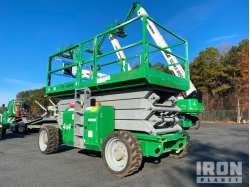 Genie GS-4390 4WD Dual Fuel Scissor Lift 