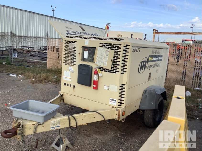 Ingersoll-Rand XP375WJD Mobile Air Compressor